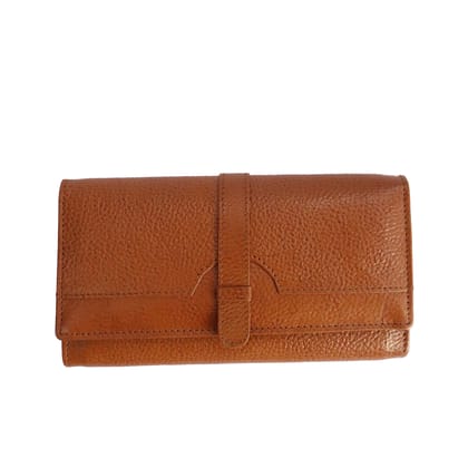 Women Trendy Brown Genuine Leather Wallet (PDS/LDB/23/0006P)