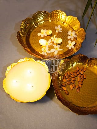Urli Bowl Round Flower Border Designer Bowl for Flowers and Tea Light Candles Home,Office and Table Decor Best Gift for Diwali Decor, ( Set of 3), Gold